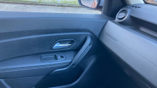 Dacia Duster 1.0 TCe 100 Prestige 5dr Bi Fuel Estate